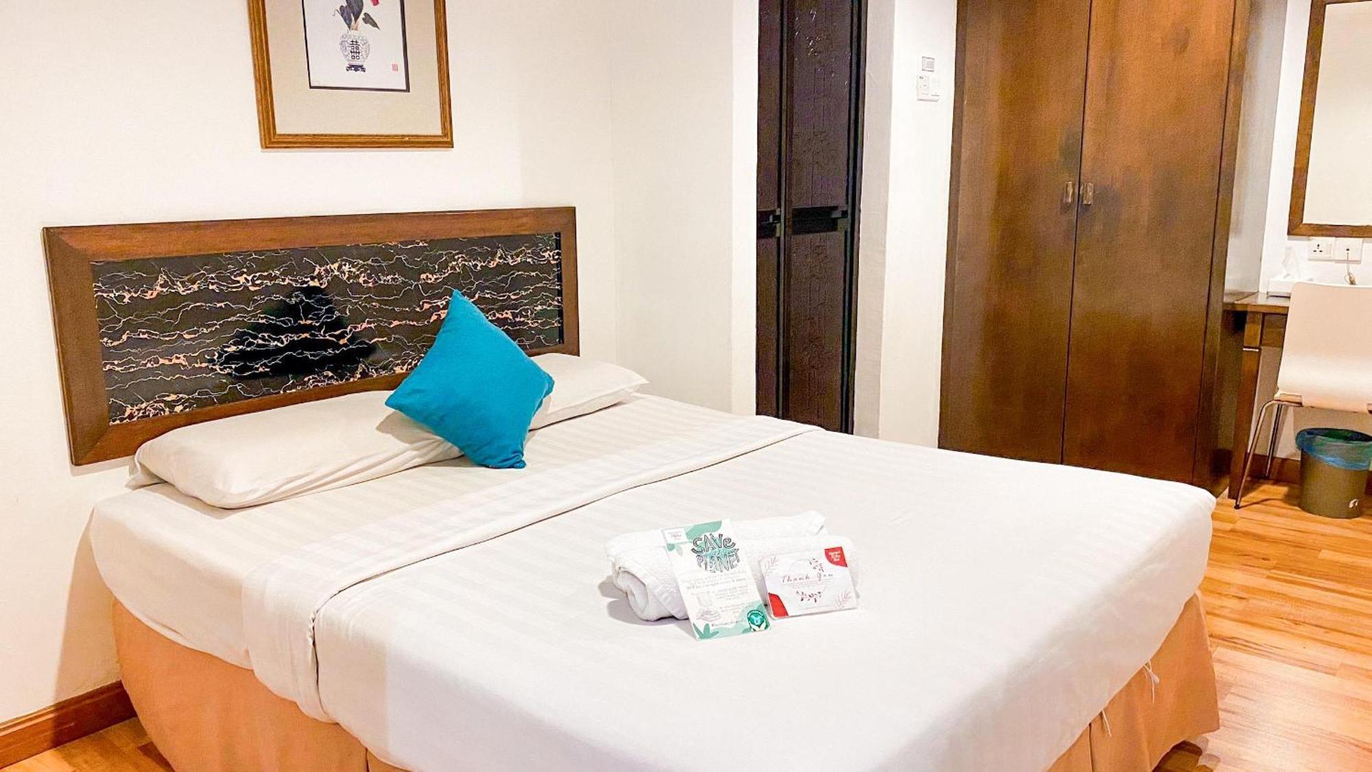Queenspark Lovita 3* Malacca