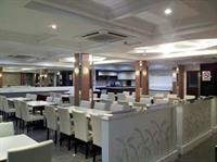 Queenspark Lovita Hotel